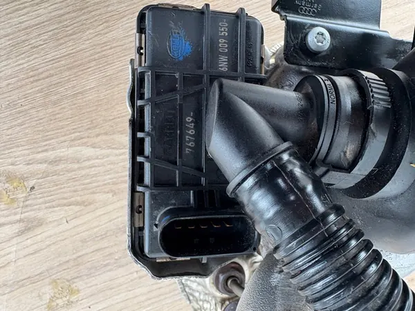 Turbokompressor AUDI A6 3.0 TDI image 3