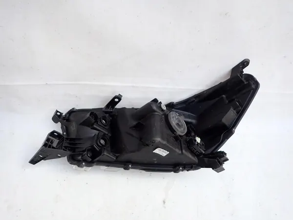TOYOTA HILUX VIII 8 15-20 Carcasa de faro delantero derecho OEM image 10