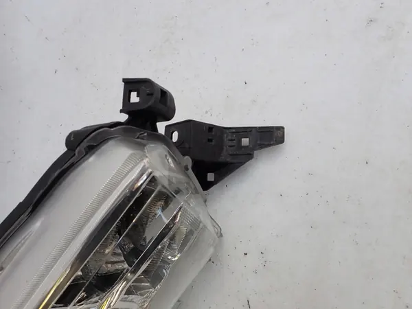 TOYOTA HILUX VIII 8 15-20 Carcasa de faro delantero derecho OEM image 6