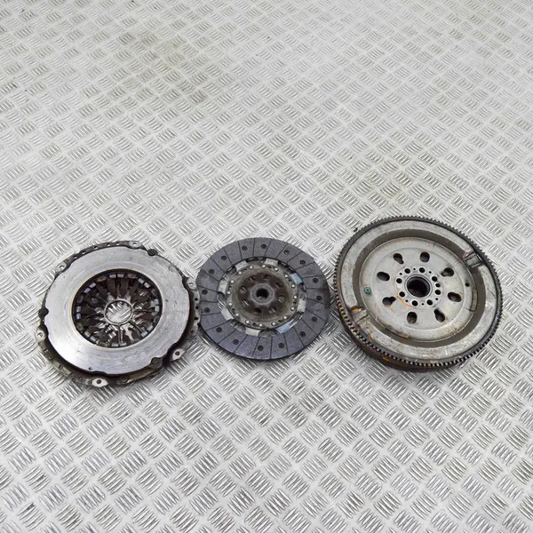Conjunto de embreagem Opel Movano B 2.3L 2014 301011562R image 4