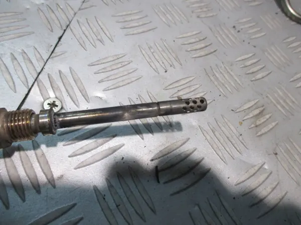 Sensor de temperatura de escape Mercedes-Benz C W203 A0051531128 image 4