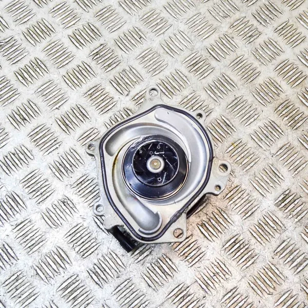 Vattenpump Porsche 911 991 2017 image 2