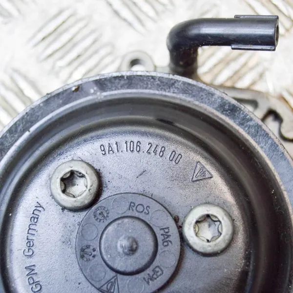 Vattenpump Porsche 911 991 2017 image 5