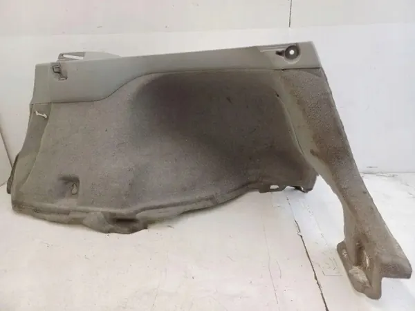 Garniture latérale coffre Toyota Prius III OEM 64730-47031 image 2