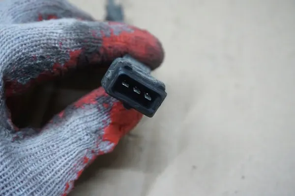 Sensor de Posição do Virabrequim HYUNDAI TERRACAN image 3