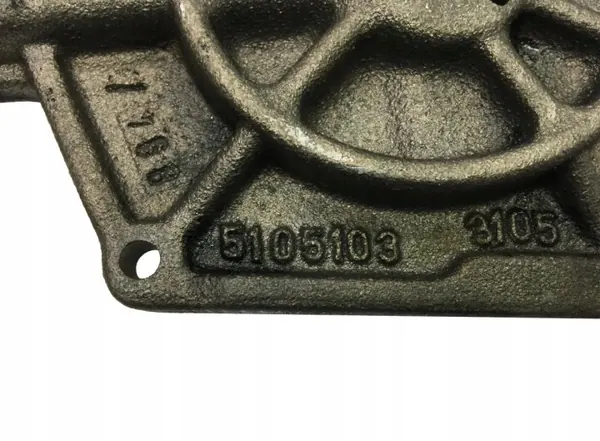 Pompe à huile moteur MAN OEM 51.05104-0246 Occasion image 4