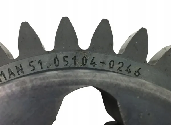 Pompe à huile moteur MAN OEM 51.05104-0246 Occasion image 6