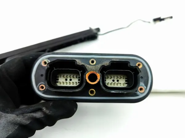Tesla Model S 2015 Hoogspanningskabel OEM AMD212484 image 6