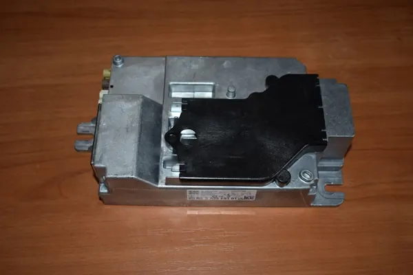 Renfort BMW G05 G06 G07 OEM 5A9BF91 image 2