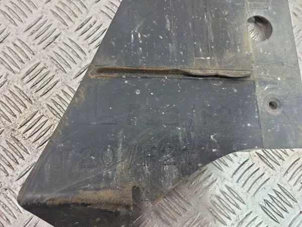 Rear Middle Underbody Shield BMW 1 (F20) 7241837 image 2