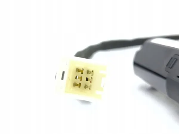 USB-portti Hyundai Ioniq 2019 OEM 96125G2000 image 6