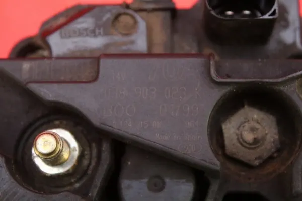 Vaihtovirtageneraattori VW Bora 1.9 TDI 90 KM 98-05 OEM 038903023K image 7