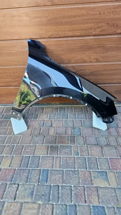 Höger framskärm VW Touareg II 2 7P 10-18 OEM 7P6821106E image 3