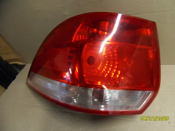 Vänster bakljus VW Golf V Kombi image 2