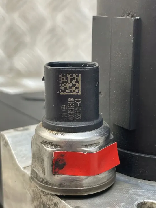 Bloc de soupape ABC Mercedes OE A2213200358 pour W221 image 7