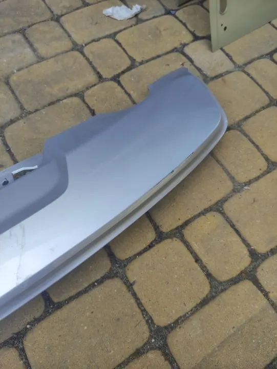 OEM 32273898 Spoiler Diffusor voor Volvo XC40 Achterbumper image 4