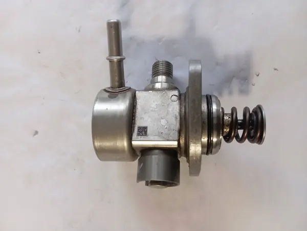 Bomba de combustible Ford Mondeo MK5 2014 DS7G9D376DC image 3