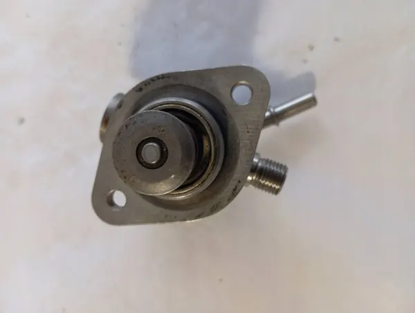 Bomba de combustible Ford Mondeo MK5 2014 DS7G9D376DC image 5