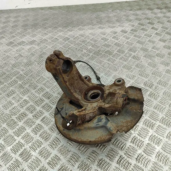 Volvo V70 2011 Mozzo ruota anteriore sinistro image 5