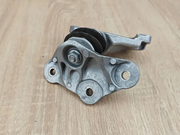 Vaihteiston tuki OEM 6861570 BMW 2.0D G-sarjaan image 4