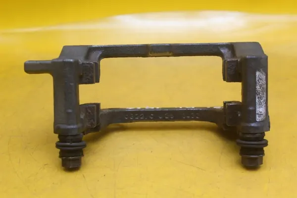OEM 0822 C 1612 Support de Serrage Droit Arrière Audi A5 image 10