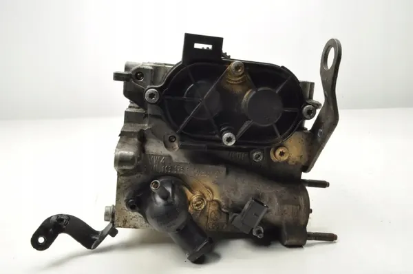 Sylinterikansi OEM 04L103308C VW Passat B8/Audi A4 B9 image 9