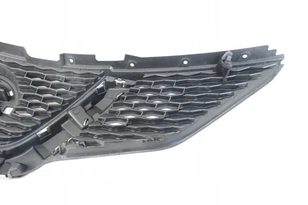 Nissan Qashqai II J11 etupuskurin ritilä OEM 623104EA0D image 7