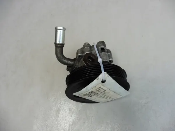 Bomba de direção assistida Jeep Cherokee KK 2.8 CRDI OEM image 4