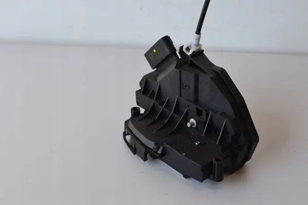 Hintere linke Türschloss Volvo V60 I OE 31301943 image 2