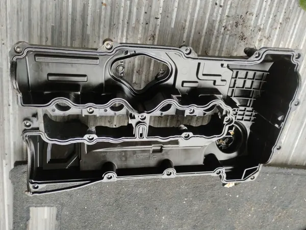 Tampa de Válvula BMW 1 Series 118i 2009 7553626 image 3