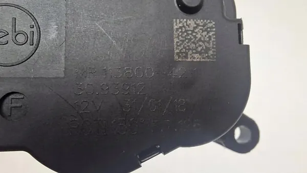 2019 Jeep Compass Air Vent Actuator image 5