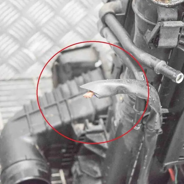 Koelonderdelen Mercedes-Benz C (W204) 2.0L A2045003703 image 10