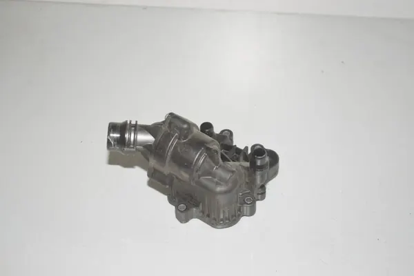 BMW Termostaatti OEM 8581627 5-sarja G30/G31 image 2