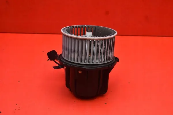 Luftfläkt Audi A4 B8 Kombi 07-11 U0852003 image 2