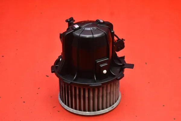 Luftfläkt Audi A4 B8 Kombi 07-11 U0852003 image 6