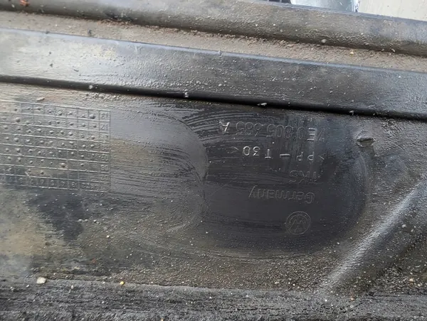 Volkswagen OE 7E0805685A Motorhuv image 5