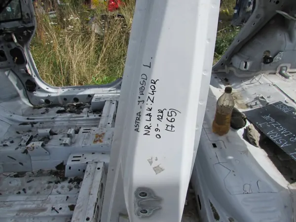 Pilar central esquerdo OEM SŁUPEK para Opel Astra J HB 5D image 8
