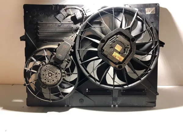 Ventilateur radiateur Audi Q7 4L 2007 OEM 7L0121203G image 2