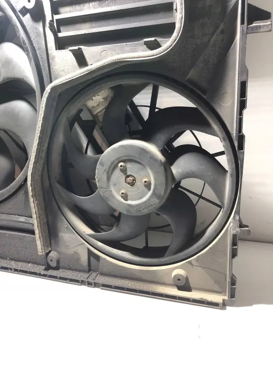 Ventilateur radiateur Audi Q7 4L 2007 OEM 7L0121203G image 9