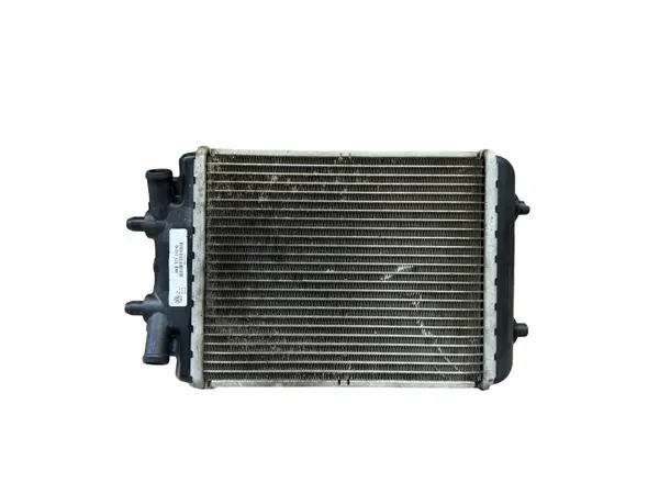 Audi Vesijäähdytin OEM 8K0121212D - Käytetty image 2