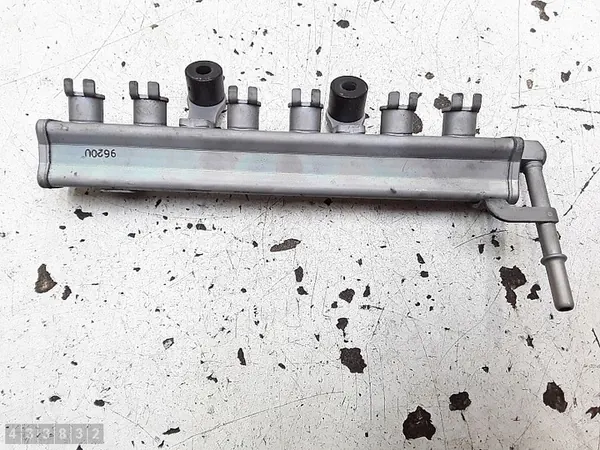 Trilho de Combustível Citroen C1 2019 1000 Gasolina 9620u image 3