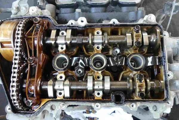Motor Peugeot 107 OEM 1KR 1.0L 68CV Usado image 9