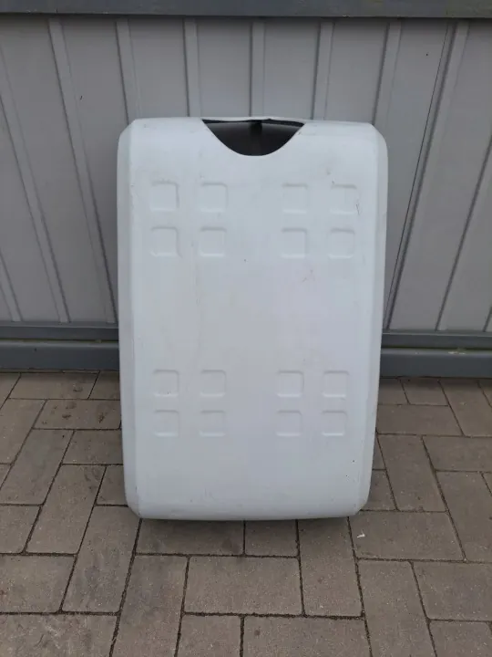 OEM Obudowa zbiornika volvo fmx AD Blue Tankdeksel image 2