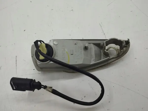 Luz de marcha à ré Bentley Flying Spur 2005 3W0941072 image 5