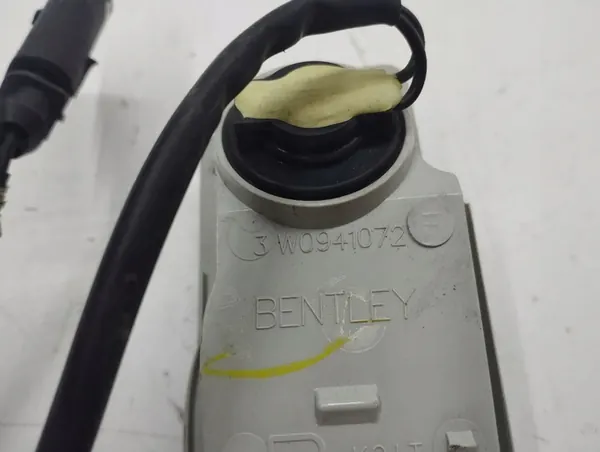 Luz de marcha à ré Bentley Flying Spur 2005 3W0941072 image 7