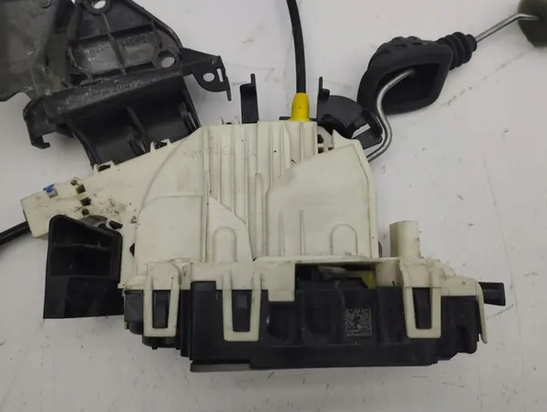 Serratura porta sinistra Mercedes-Benz C W204 2011 image 3