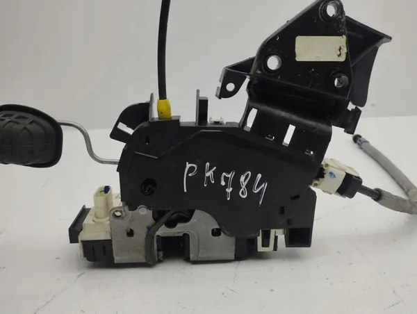 Serratura porta sinistra Mercedes-Benz C W204 2011 image 4