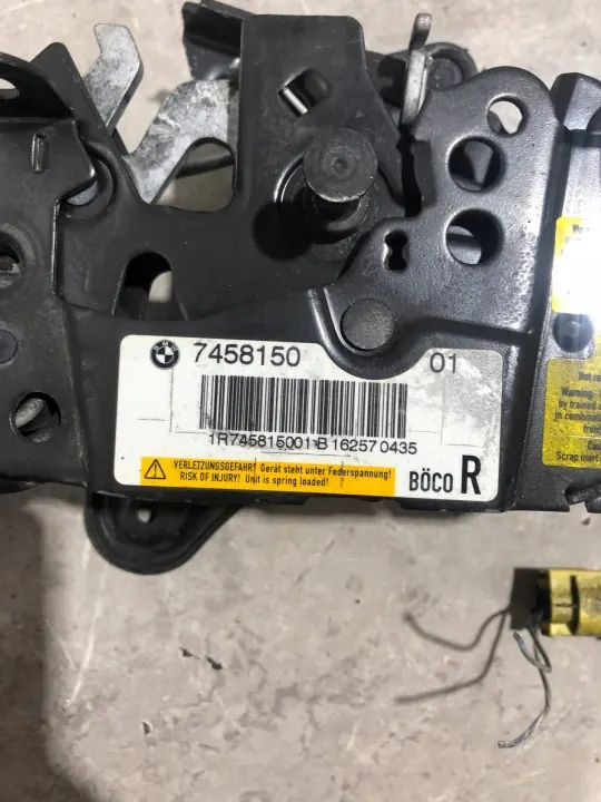 Verrou de capot actif gauche BMW 5 F10/F11 OEM 7458149 image 3