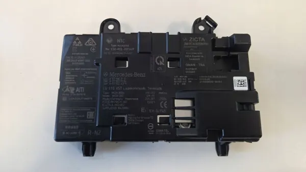 Module Ordinateur Mercedes-Benz EQA 2022 OEM A1779001710 image 2