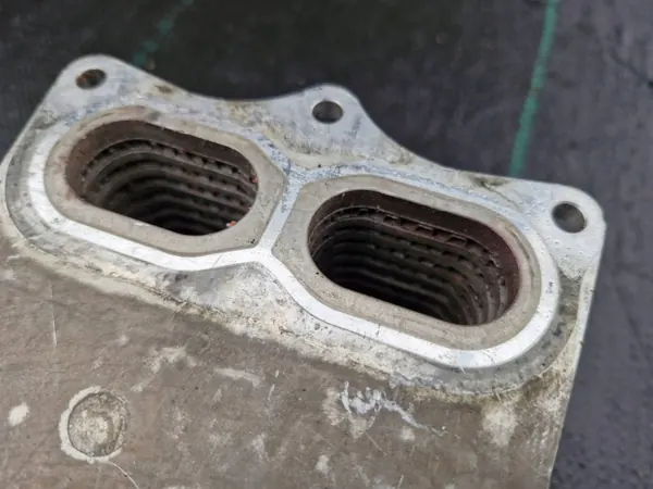Refroidisseur d'huile boîte Ferrari 488 Pista OEM 000299065 image 8